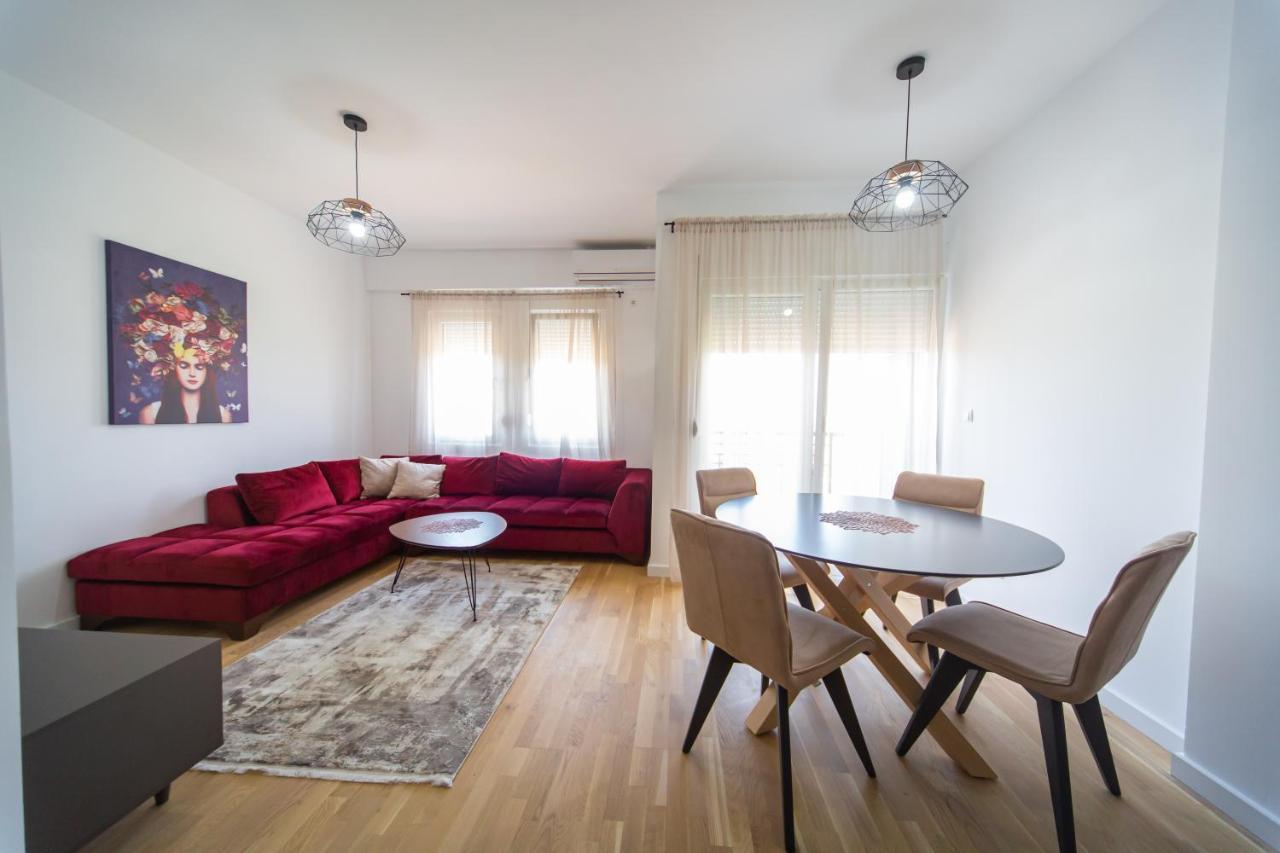 Sun Apartment Podgorica Extérieur photo