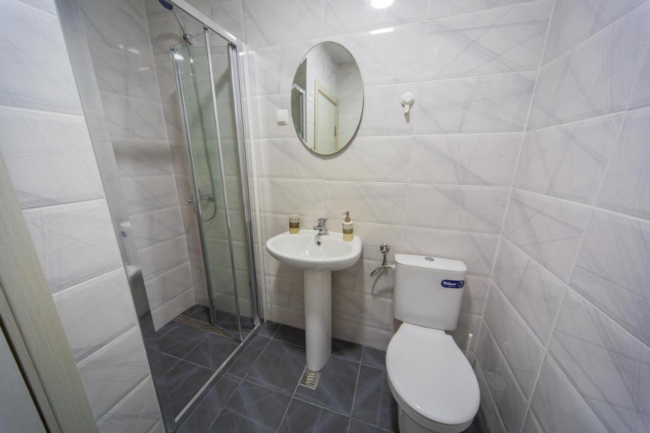 Sun Apartment Podgorica Extérieur photo