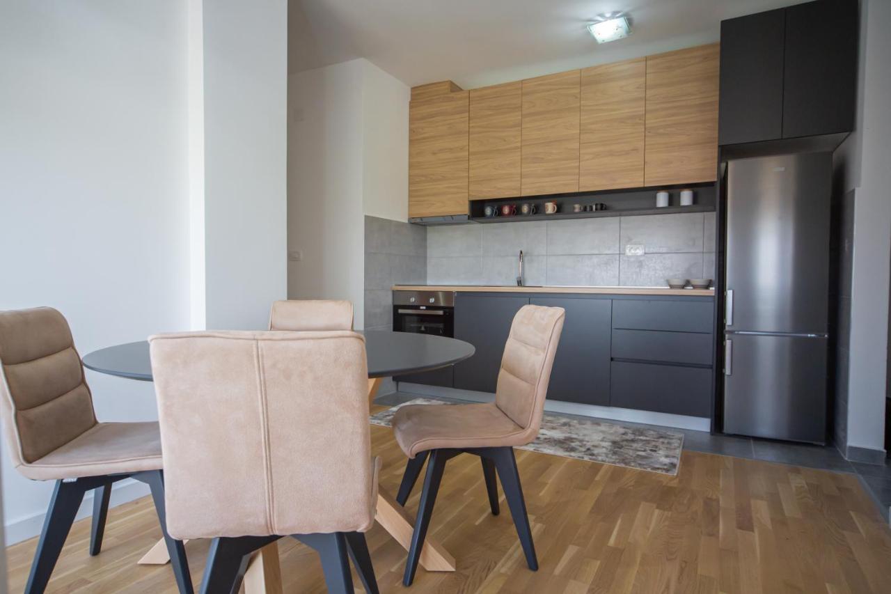 Sun Apartment Podgorica Extérieur photo